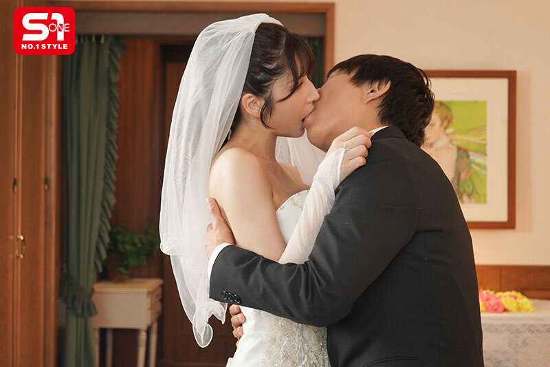 Cô dâu và người yêu cũ đụ nhau ngay trước lễ cưới